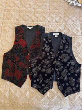 Lot Of 2 Vintage Impressions Size Medium Vests